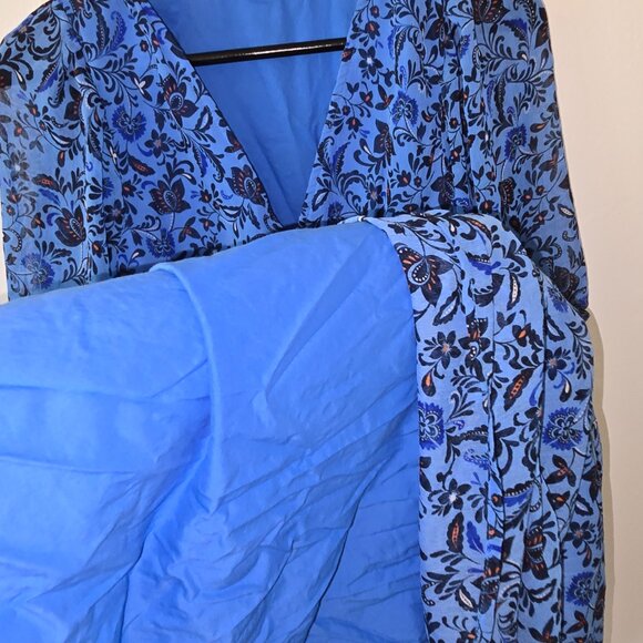 Old Navy - Waist - Defined V-Neck Midi - Blue Floral Print Dress - Medium Tall - Picture 8 of 12